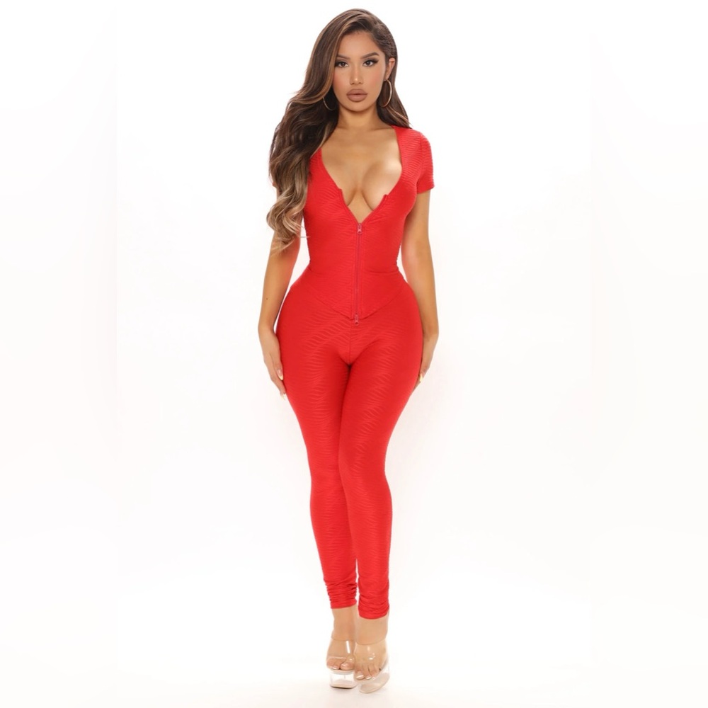 Fashion Nova Honeycomb Legging Set Red
